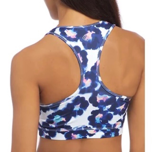 Zelos Printed Sports Bra and Tulip Hem Shorts Set - Picture 3 of 11